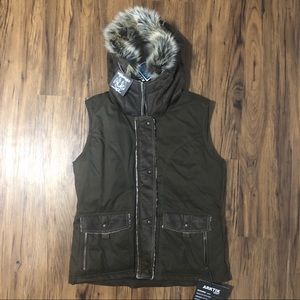 NWT KUHL Arktik Ethical Down Hooded Vest - Olive